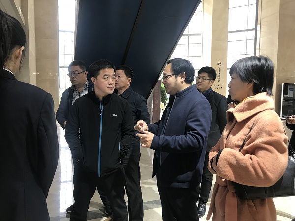 解说.jpg